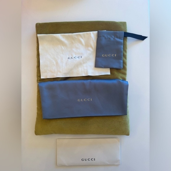 NWT Gucci Cat Eye Tinted Sunglasses with Detachable Charms - Picture 11 of 12